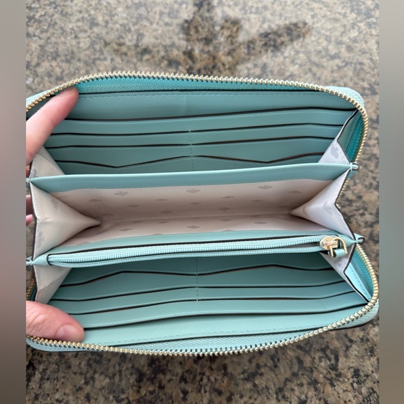 Kate Spade Aqua Swimmers pool Zip Wallet - Picture 3 of 3